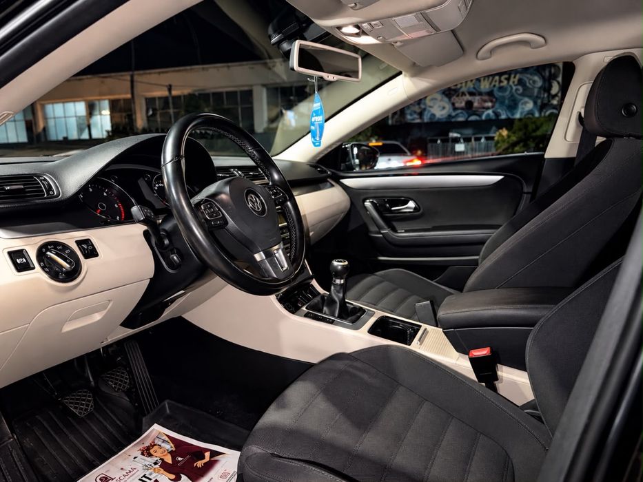 VW Passat CC ! Parc Auto / Rate / Buyback !