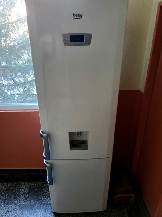 Хладилник  Beko като нов
