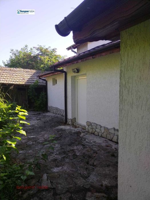 Продавам къща в с. Зайчино ореше