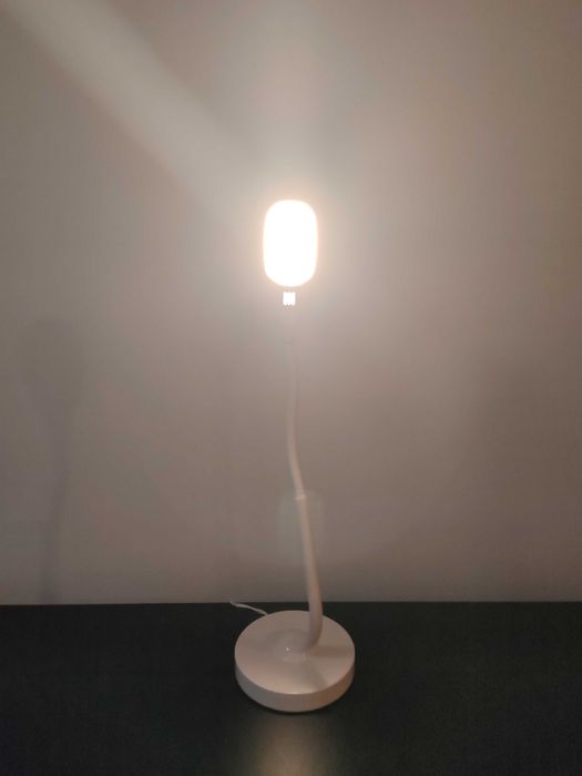 Трирежимна лампа с чувствително на допир управление