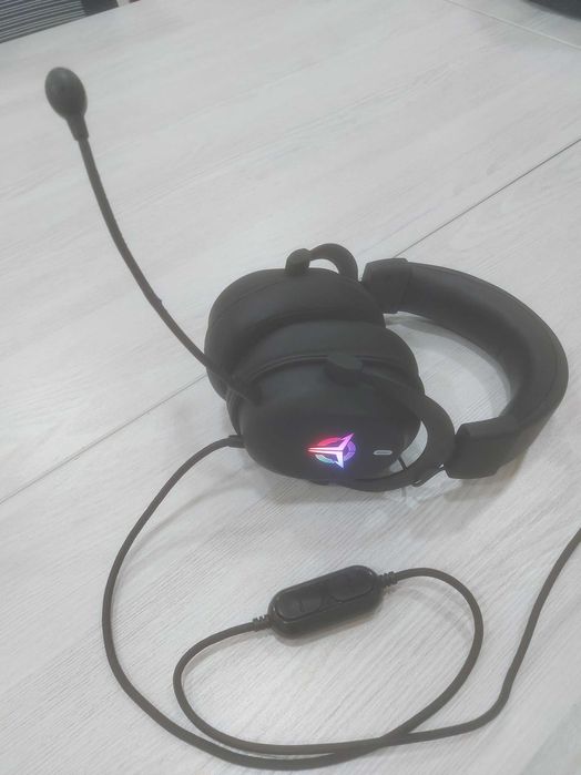 Игровые наушники