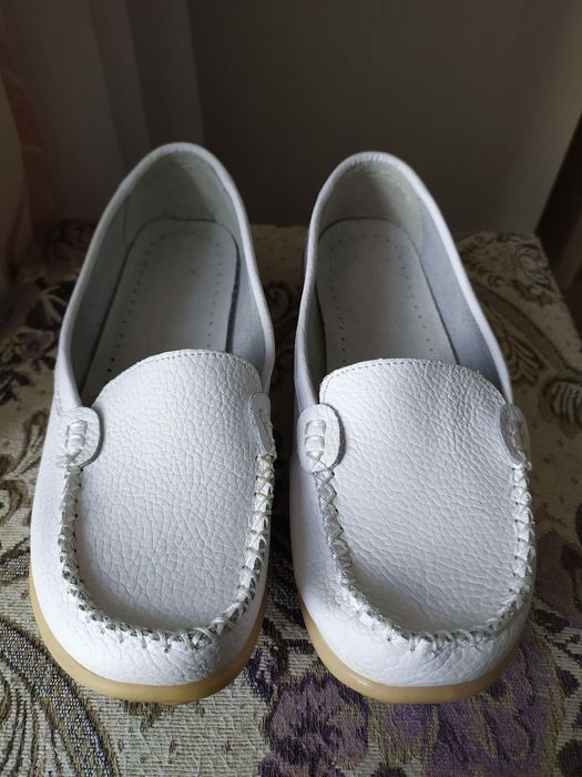 Новые кожаные туфли 41 размер