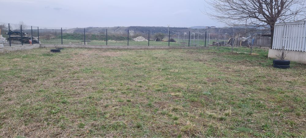 Teren, Loc casa Vernesti/Buzau, la sosea, Imprejmuit Gard Nou, 1000 m², Gaze, Apa, Curent 380 V/220 V