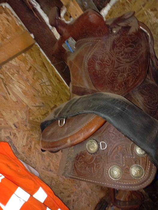 Saua de vânzare de călărie