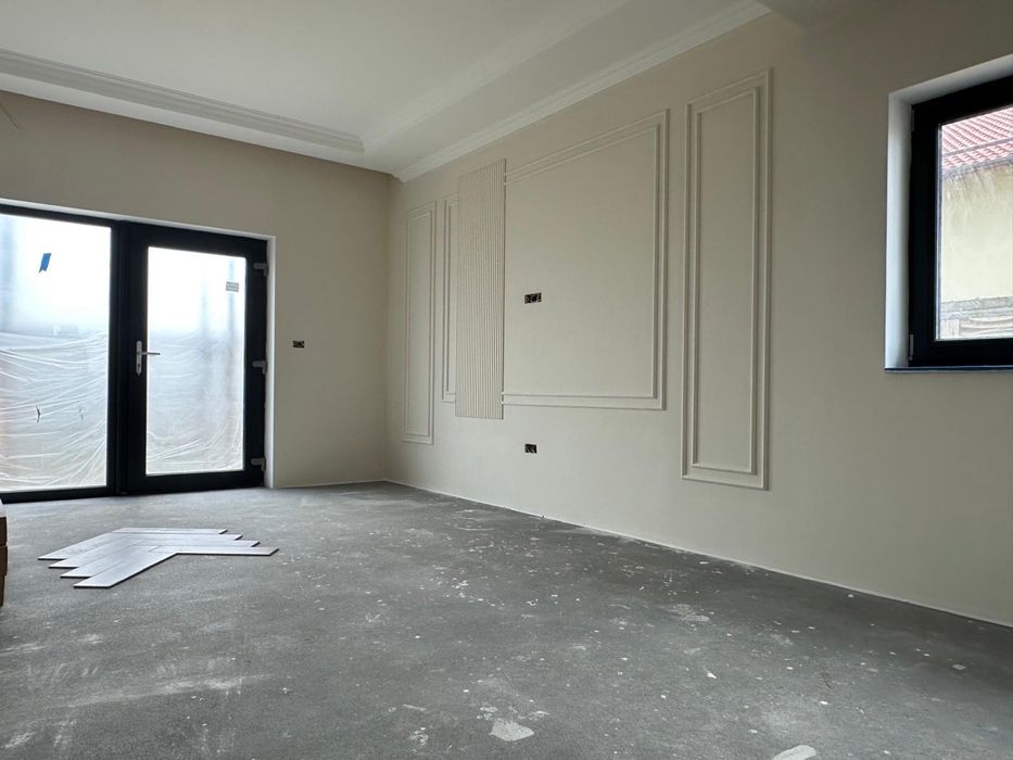 Duplex premium de lux în Moșnița Nouă – zid dublu, eleganță, rafinament și finisaje spectaculoase