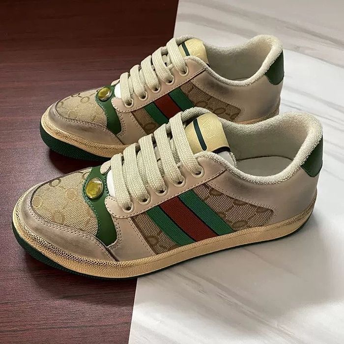 Продам люкс 1:1 коробка, документы