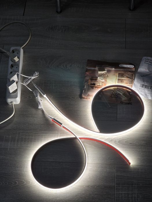 Set 2 benzi LED SIBI LIGHTING 1m sub dulap – Alb, dimabile, cu senzor