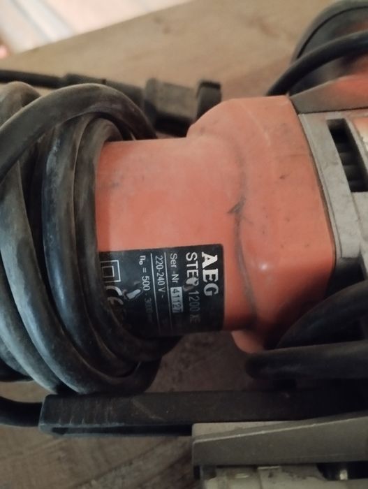 Продается лобзик фирменный AEG в хорошем состоянии