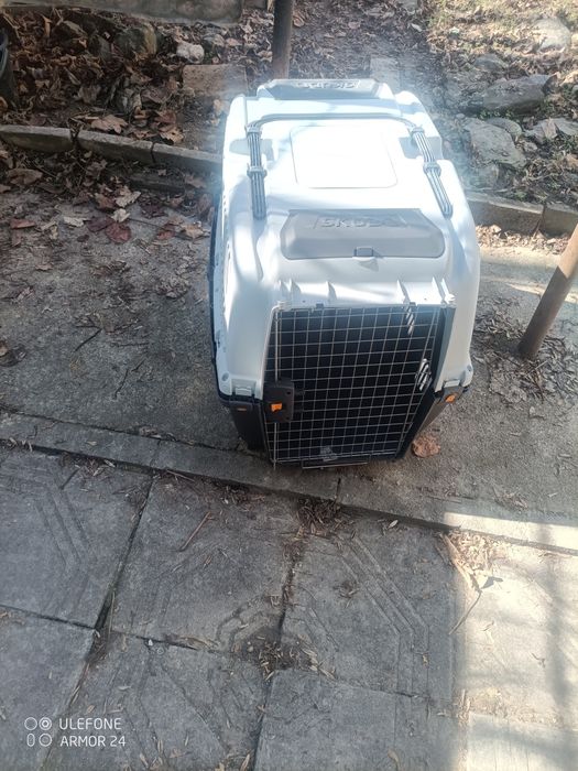 Транспортна клетка за домашни любимци