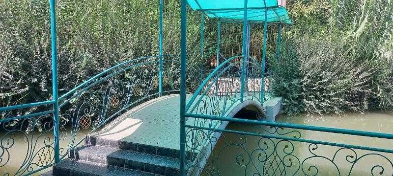 Umumiy ovqatlanish bino-inshoatlari (jihozlarsiz)