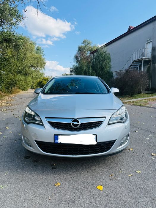 OPEL Astra 2011 — imagine 2