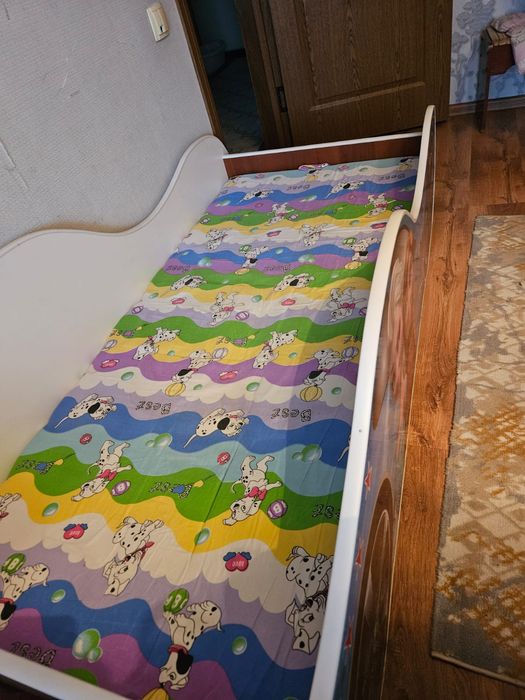 Кровать детская.