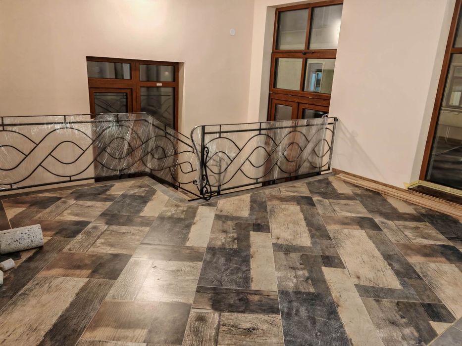 Amenajări interioare și exterioare