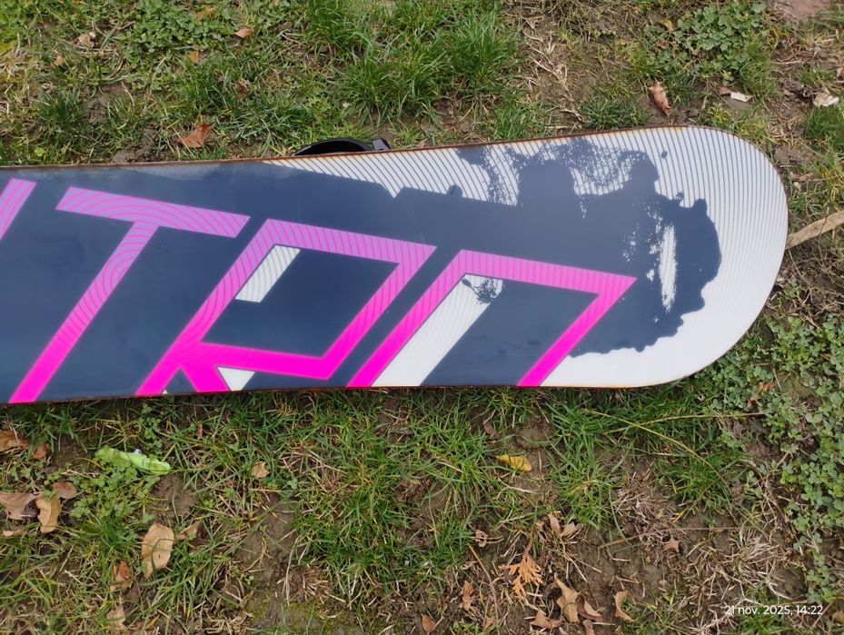 Vând placa snowboard