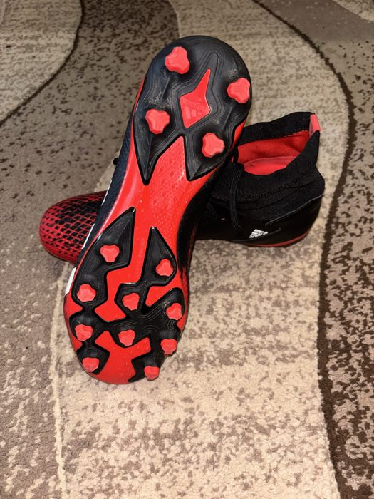 Adidas Predator бутонки – почти нови, носени 2 пъти