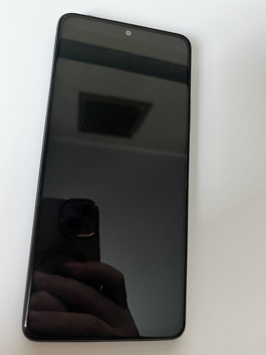 Продам смартфон xiaomi redmi note 10 pro