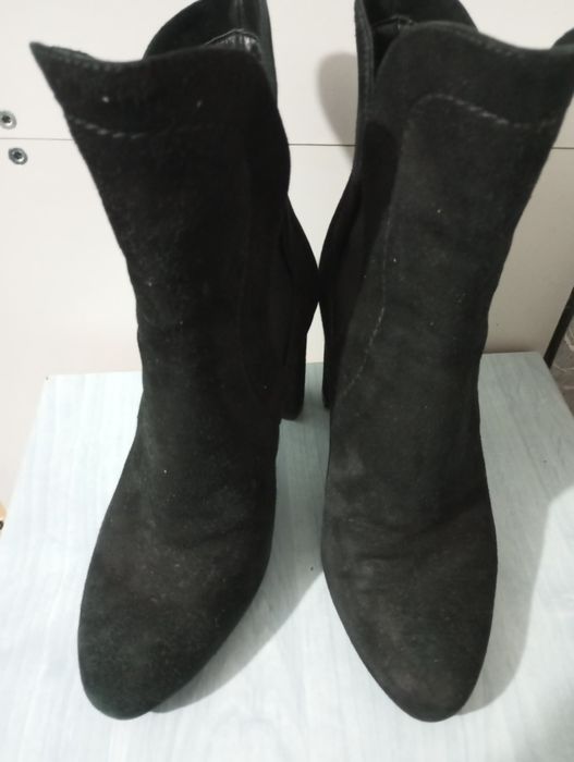 Botine din piele întoarsă Musette, mărimea 37