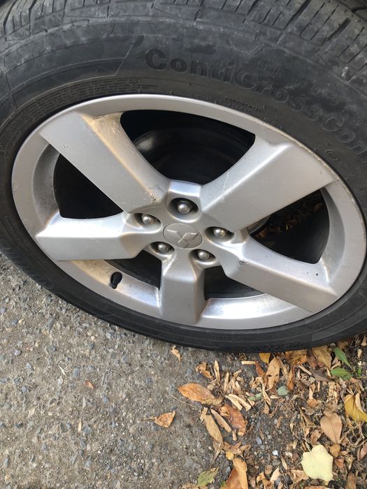 Джанти със гуми  310/225/55 R 18 V