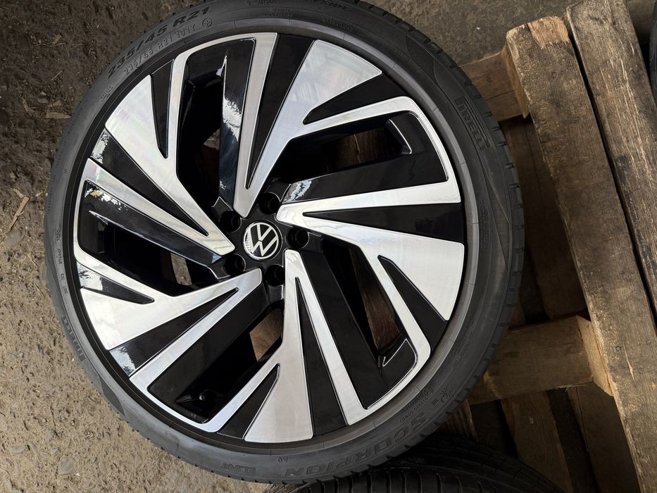 Jante originale VW ID4 / ID5 / ID6 / ID7 – Narvik cu anvelope vara in doua dimensiuni 255/40 21 cu 235/45 21