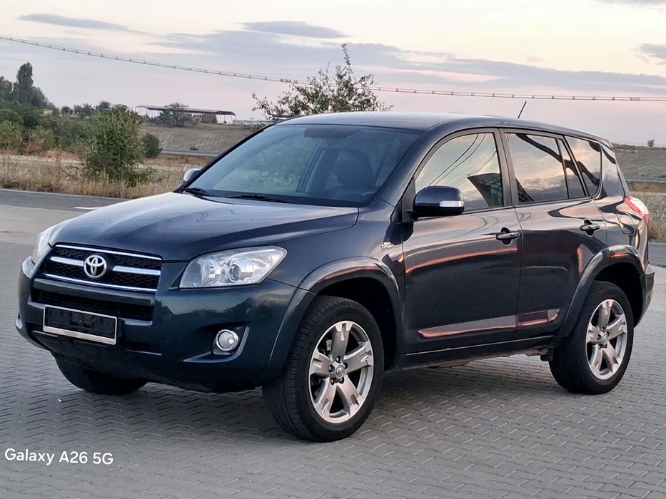 TOYOTA Rav-4