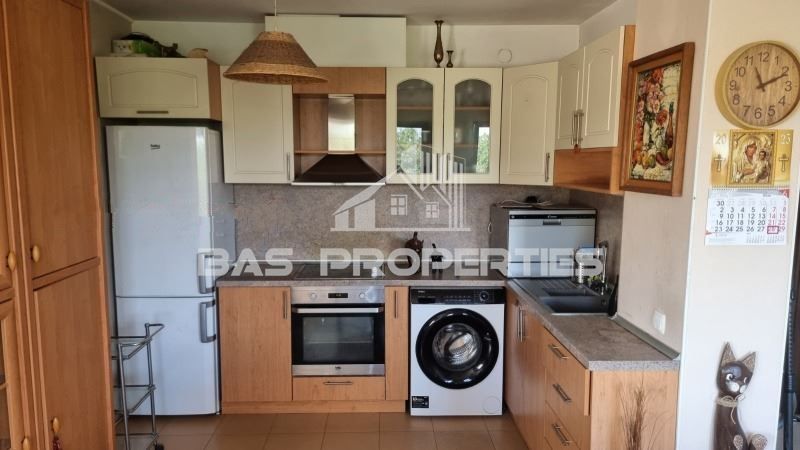 Продава се Двустаен апартамент в София, Свобода - 64 кв.м за 2499 €/кв.м - Снимка #2