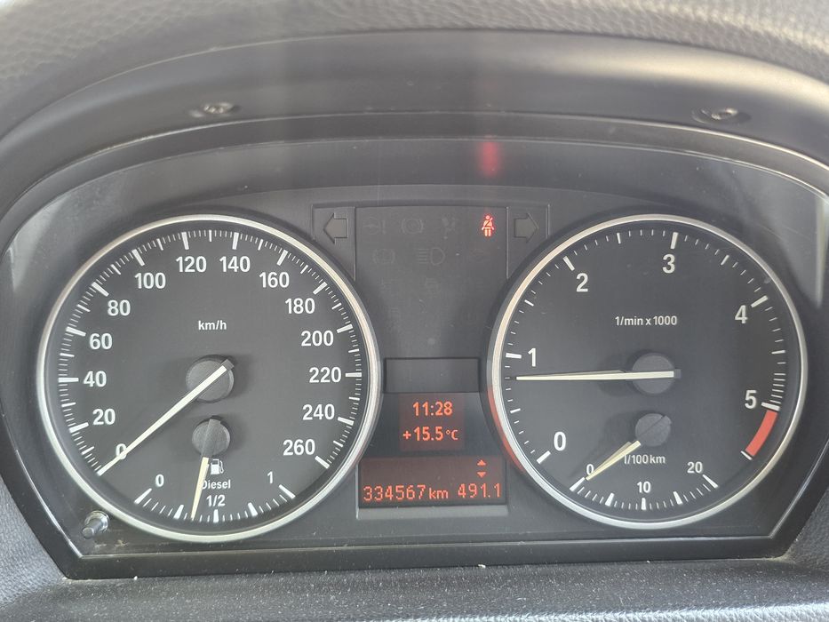 BMW e91  2.0 disel an 2012