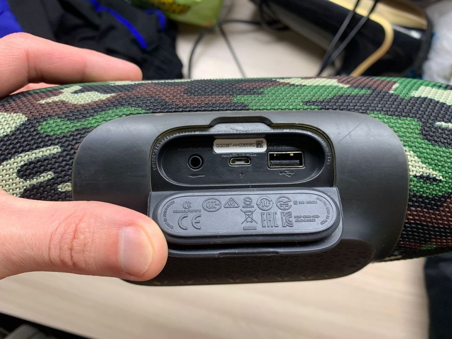 Колонка JBL Charge 3
