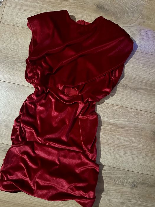 Дамска кадифена рокля