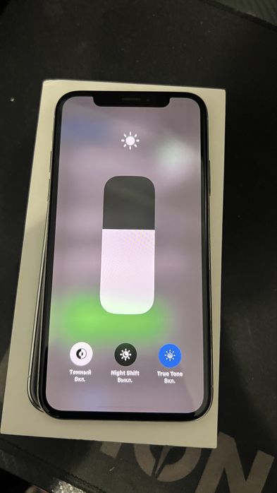 iPhone X 256 GB White