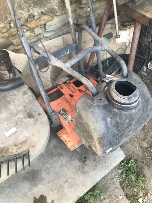 De vanzare pompa de stropit