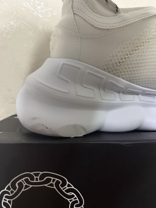 Versace Chain Reaction