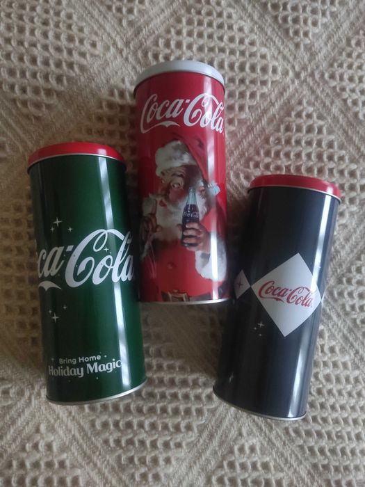Метална коледна кутия Кока Кола/Coca Cola- 4лв/броя