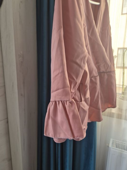 Top roz satin xs M