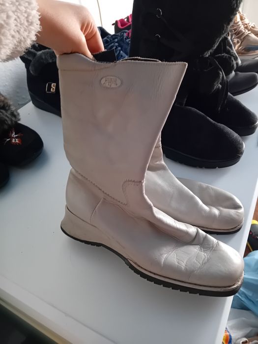 Боти и ботуши 10лв бройката