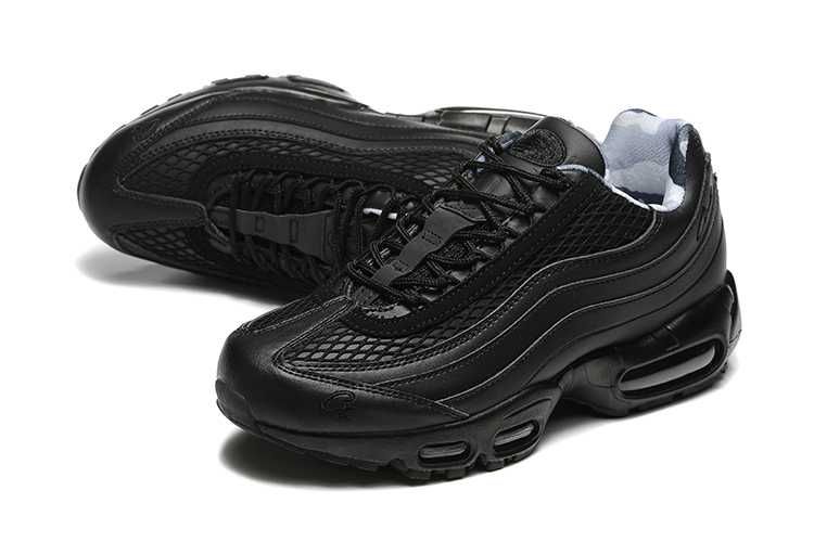 Мъжки маратонки Nike Air Max 95 TT black налични 42,43,44,45