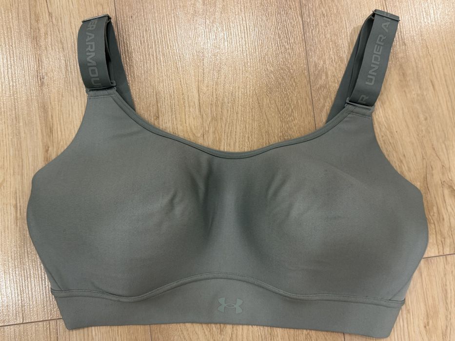 Спортивный бра Under Armour