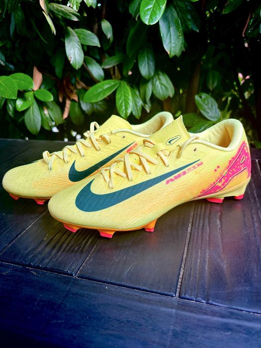 Ghete de fotbal nike marime 40