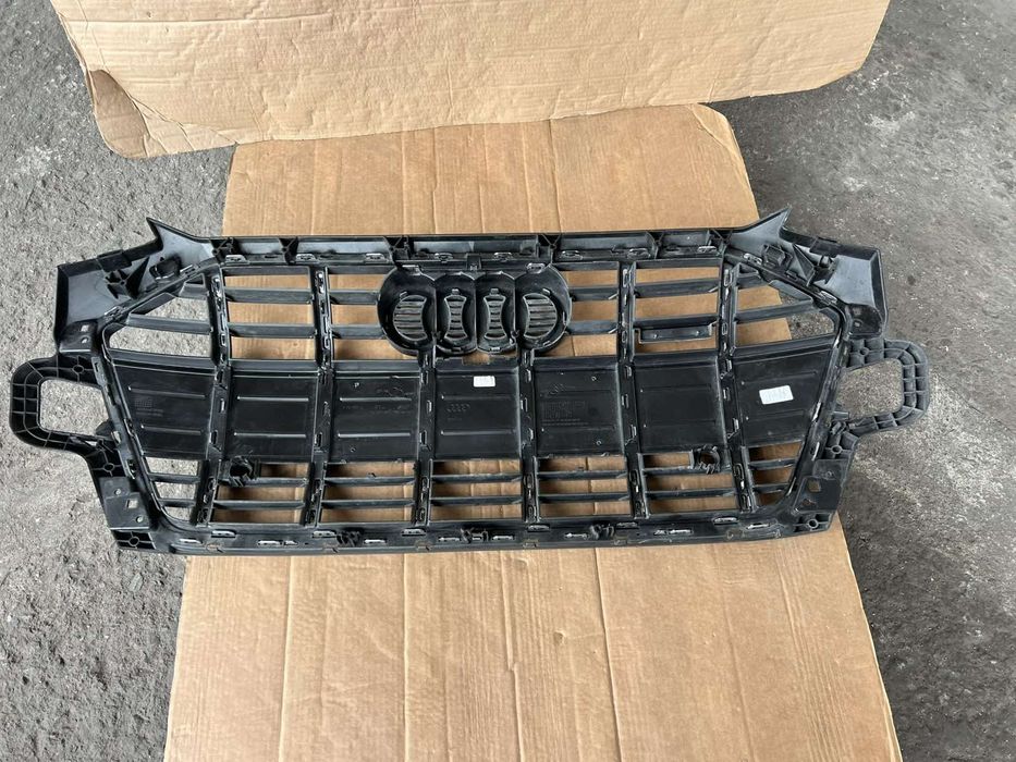 Предна решетка за AUDI A4 ALLROAD B9  2022 година- 8W0853651 DP BCL