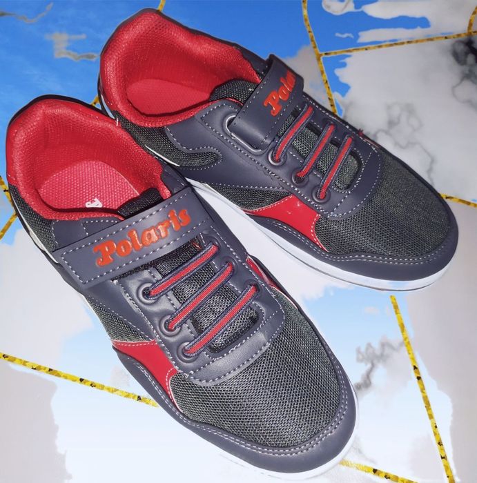 Продам детские Кроссовки