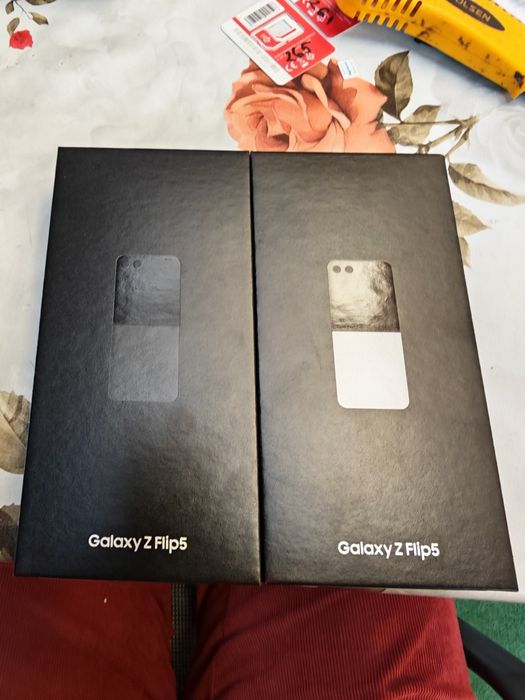 Vând Samsung Z flip 5