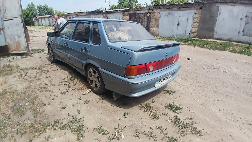 Автомобиль ваз 2115
