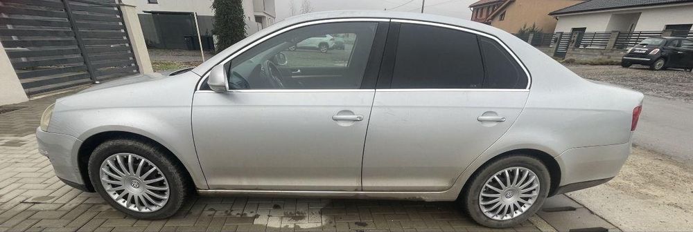 Vând Volkswagen Jetta 1.9 TDI 2005