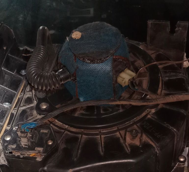 Моторчик печки  Киа кредос