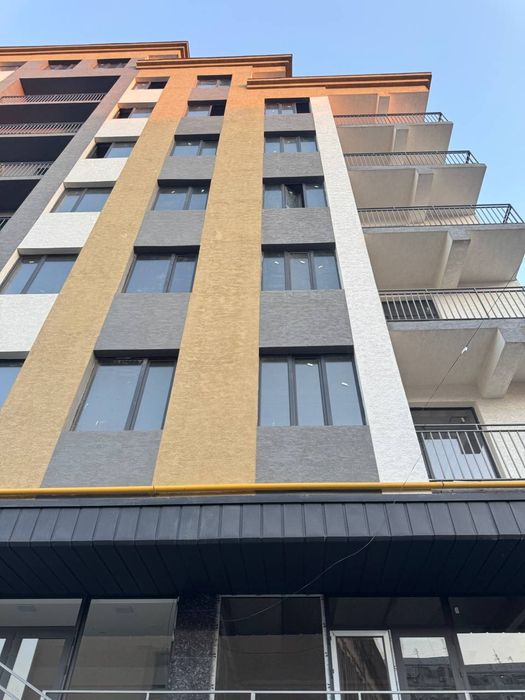 Срочни сотилади 2 хонали квартира Навостройка, Алгоритм-31 да