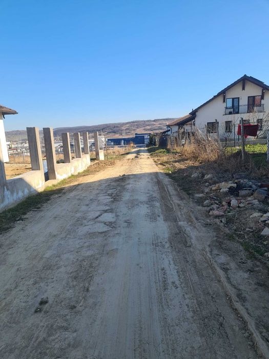 teren intravilan 803 mp strada Iasului