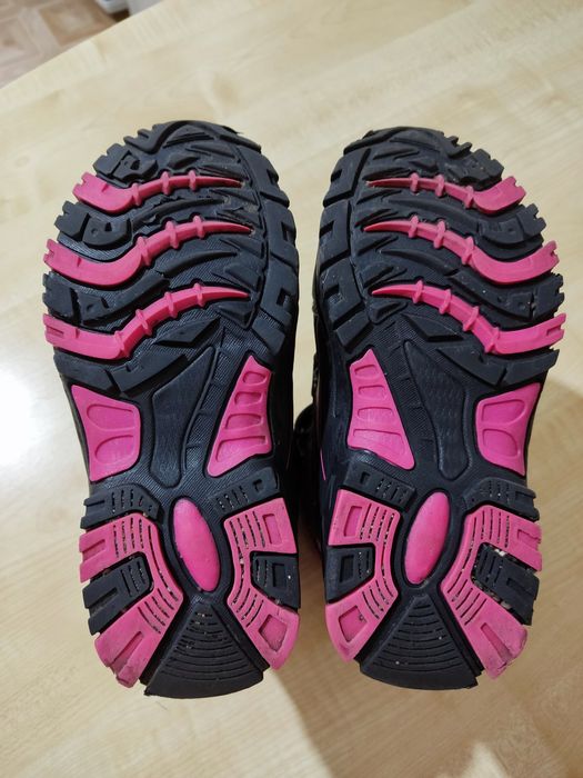 Сапожки зимние на девочку