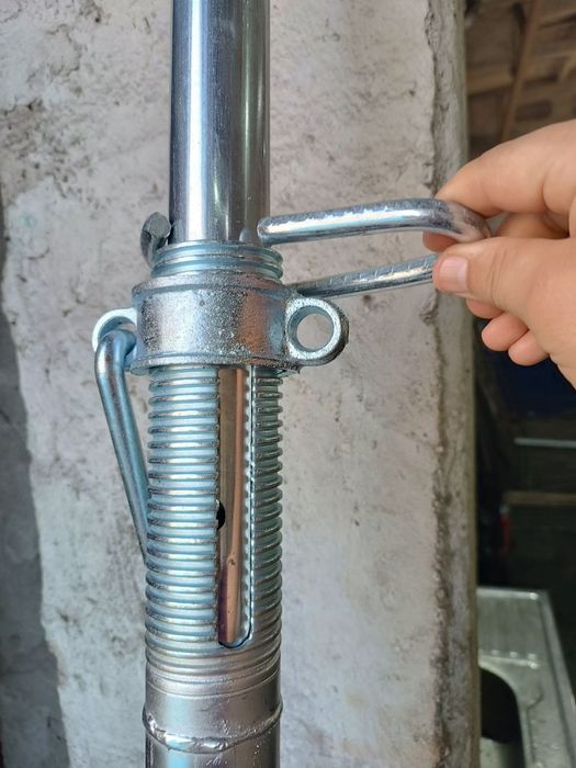 Teliskopechiski stoyka