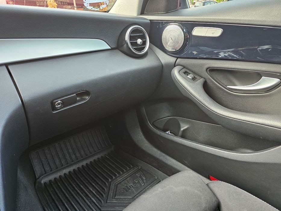 Mercedes-Benz C Class Avantgarde Break 200D T9G-TRONIC (204 K – R213T0)