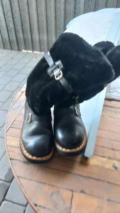 Продам б/у сапоги и инструмент