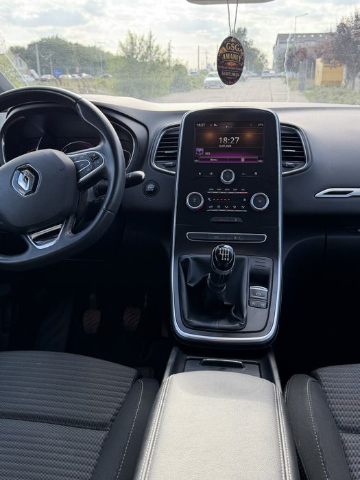 RENAULT Scenic 2017 — imagine 5
